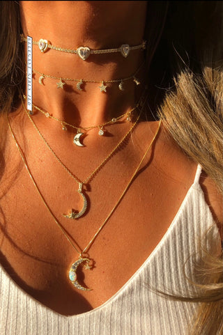 THE MOON NECKLACE