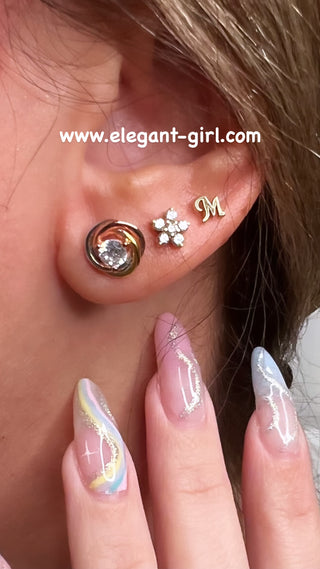 TRIENTY STUD EARRING