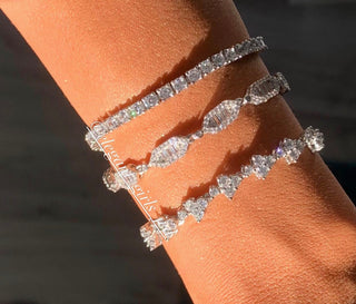 BAGUETTE DIAMOND SHAPE BRACELET SILVER