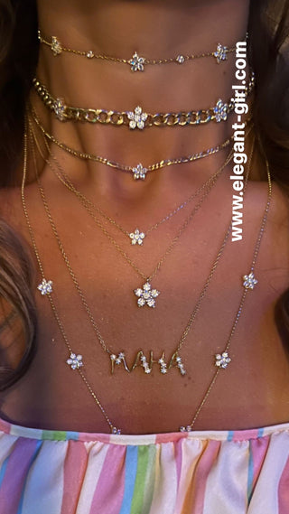 ELEGANT FLOWER NECKLACE